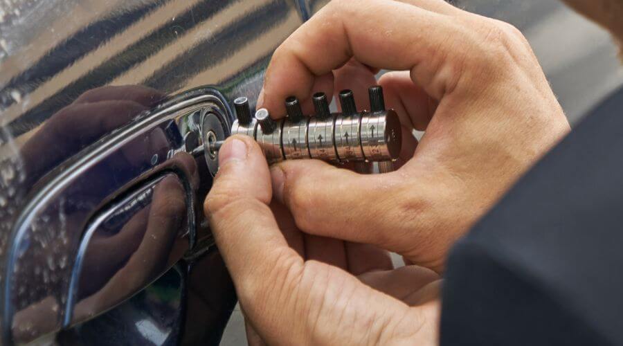 Professional New roof installation in Galatia, IL